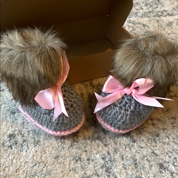 Other - Boxed crochet booties